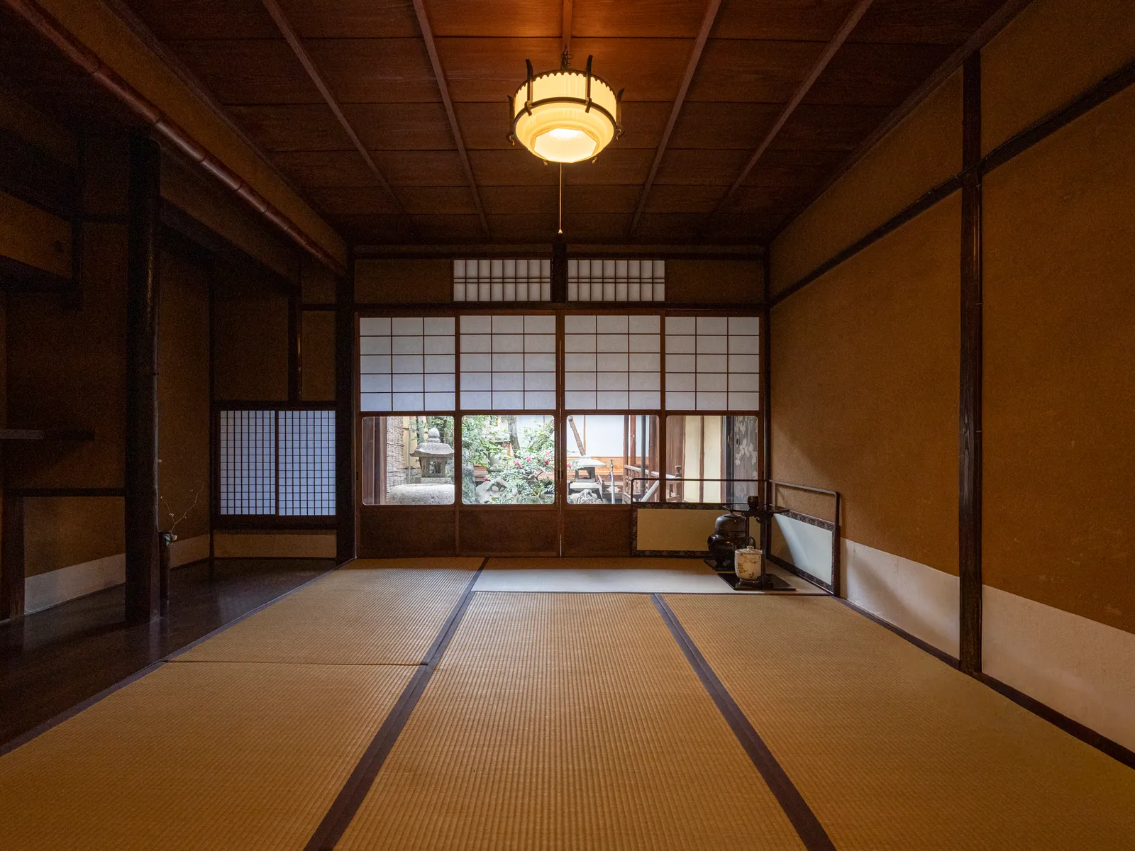 A tatami room facing the garden through shoji screens