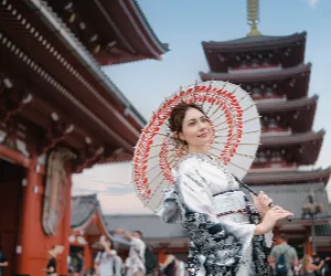 Kimono & Furisode Rental in Asakusa