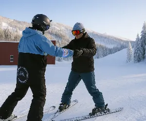 Private Ski & Snowboard Lessons in Niseko, Hokkaido